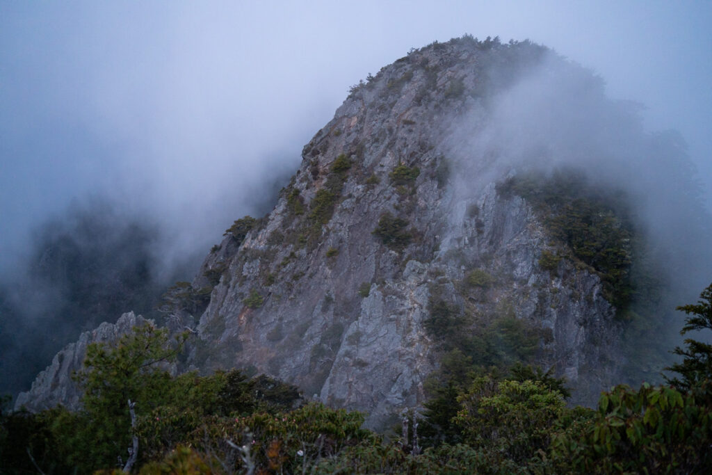 South Section 3 (南三段), the Challenging Hiking Trail that Traverses the Core of Formosa Wushuangshan in 2025