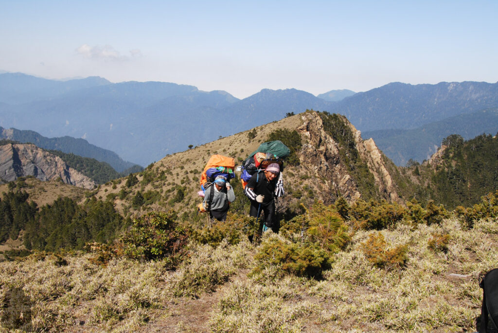 South Section 3 (南三段), the Challenging Hiking Trail that Traverses the Core of Formosa two porters