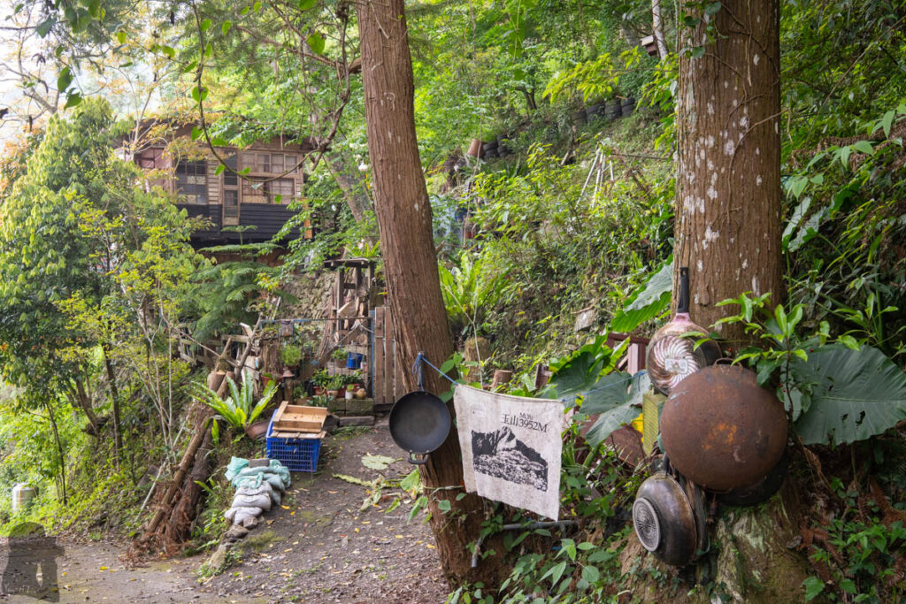 South Section 3 (南三段), the Challenging Hiking Trail that Traverses the Core of Formosa A cottage