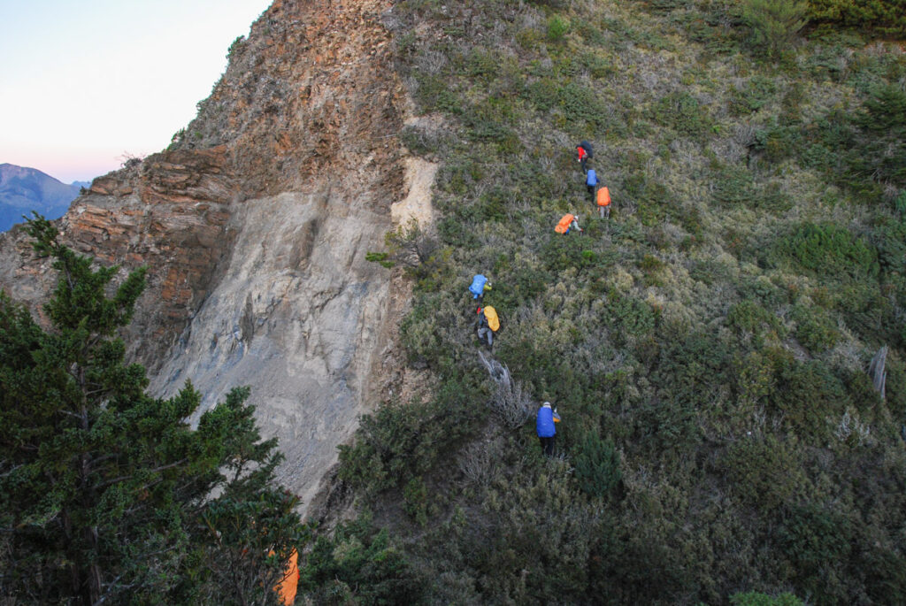 South Section 3 (南三段), the Challenging Hiking Trail that Traverses the Core of Formosa steep ascent