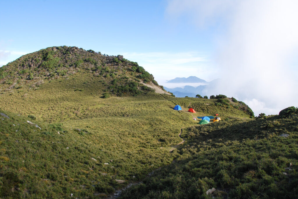 South Section 3 (南三段), the Challenging Hiking Trail that Traverses the Core of Formosa the campsite at Dongjundashan