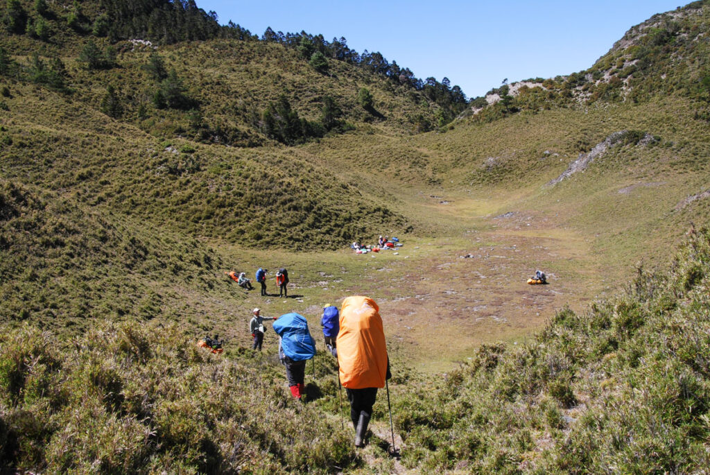 South Section 3 (南三段), the Challenging Hiking Trail that Traverses the Core of Formosa Zhushan North Saddle Campsite 櫧山北鞍營地