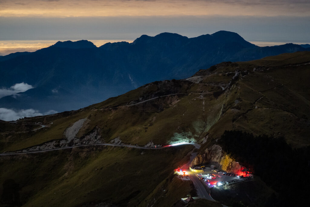 The Full Text of "Hiking Safety in Taiwan" Wuling 武嶺 the highest point that a highway can lead you in Taiwan. The car park can be busy day and night. Please be mindful of what you do at the lookout as there is a webcam.