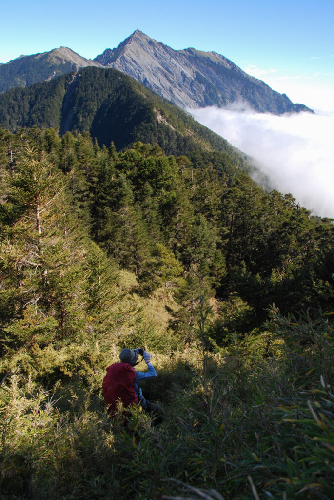 The Death Ridge (死亡稜線), the Climb on a Razor-Sharp Ridge between North Section 1 and North Section 2, Central Mountain Range Veered to our destination, Zhongyangjianshan