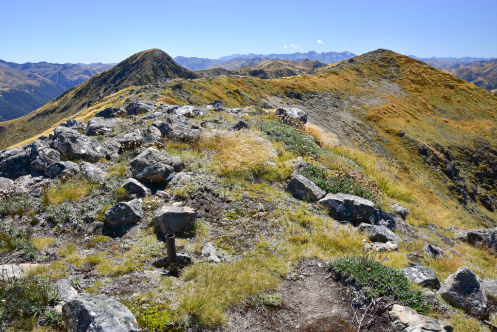 Faust, a Day Hike to the Peak with lovely Tarns on an Unnamed Track The summit of Faust