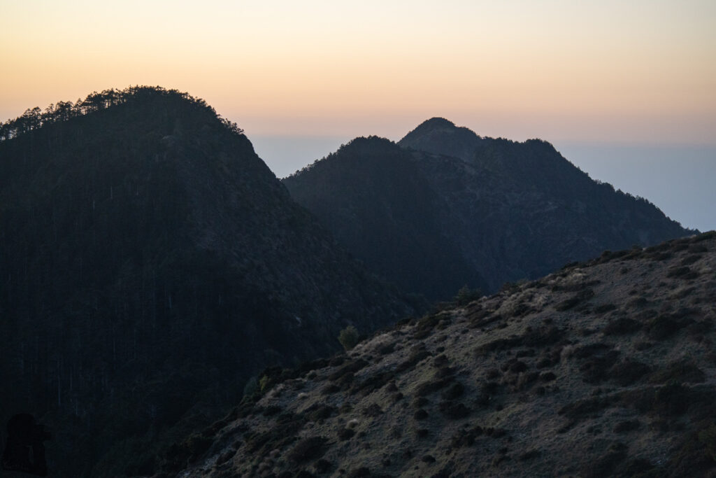 Ganzhuowan Peaks (干卓萬群峰), the Trickiest Trail in My Hiking History Huoshan