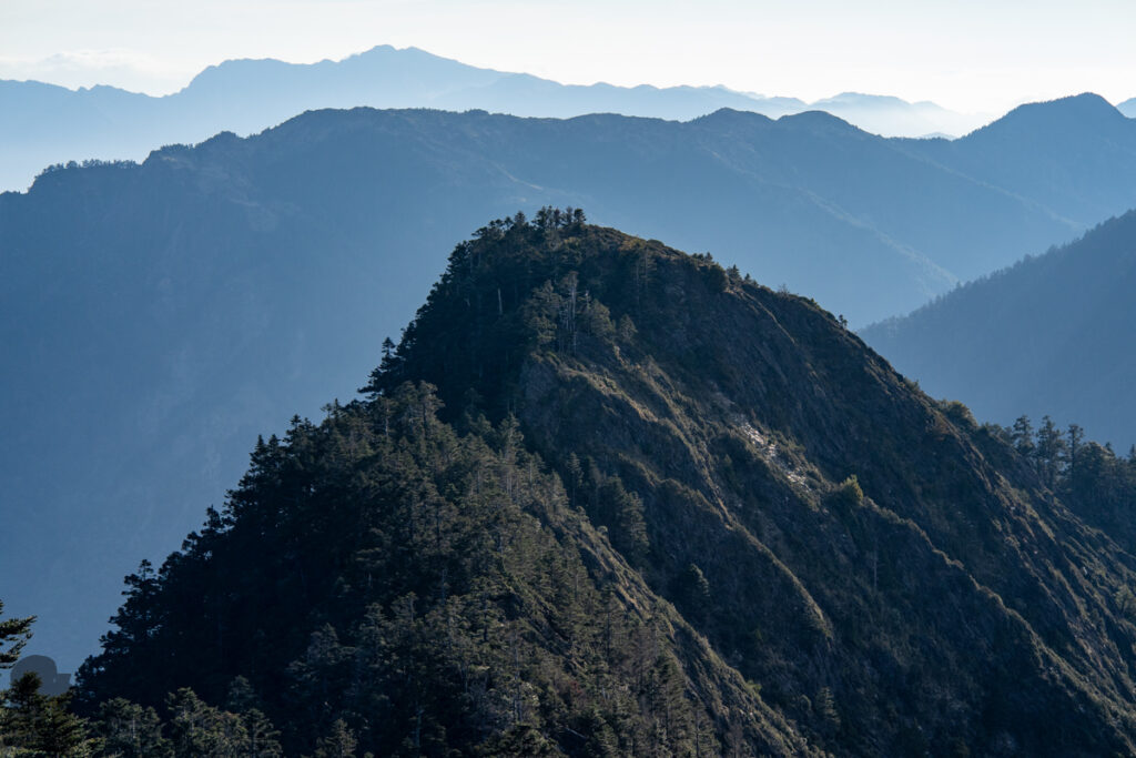Ganzhuowan Peaks (干卓萬群峰), the Trickiest Trail in My Hiking History 18-Peaks