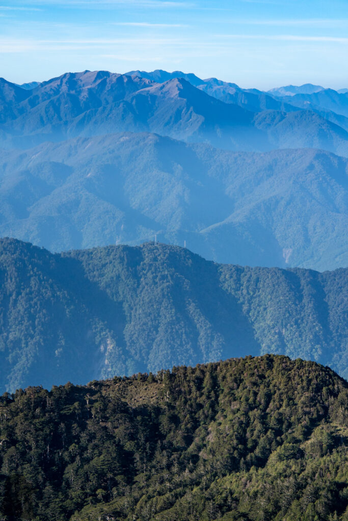 Ganzhuowan Peaks (干卓萬群峰), the Trickiest Trail in My Hiking History Zhuoshedashan