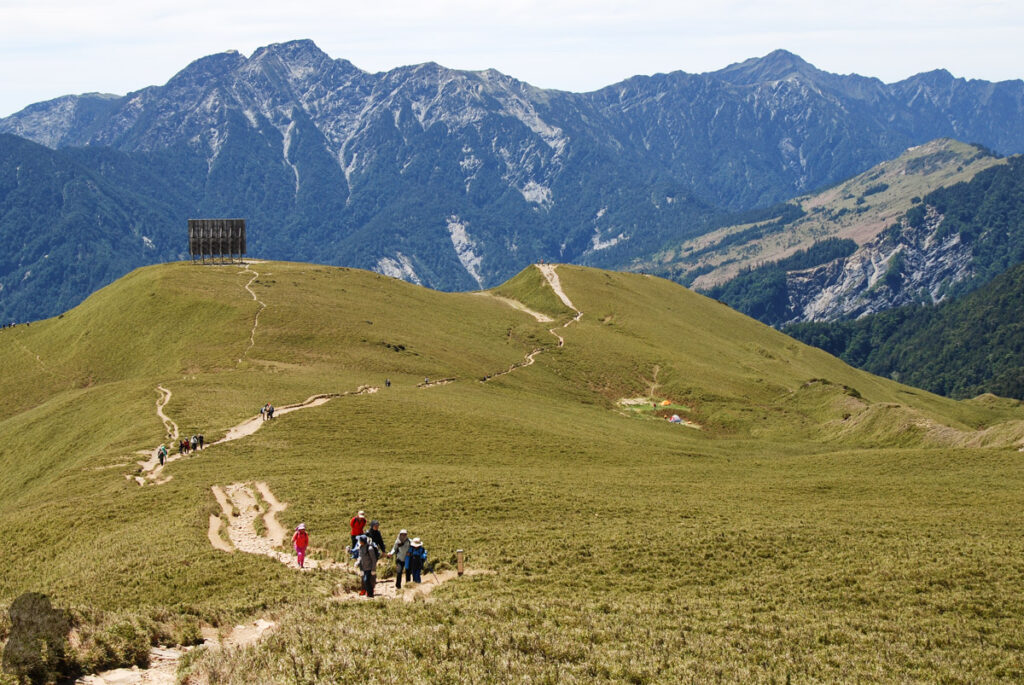 Hehuanshan (合歡山), the Renowned High Mountains that are Beginner Friendly The trail to Hehuan North Peak suits most of people while still offers some challenge.