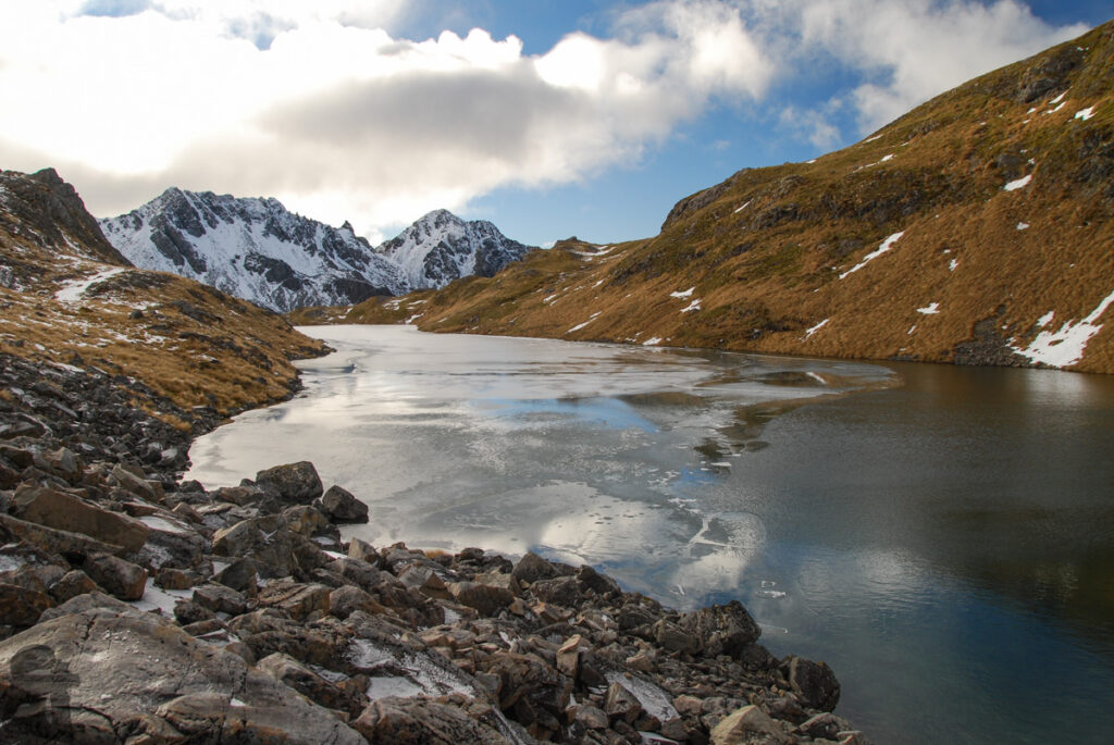 Hinapouri Tarn