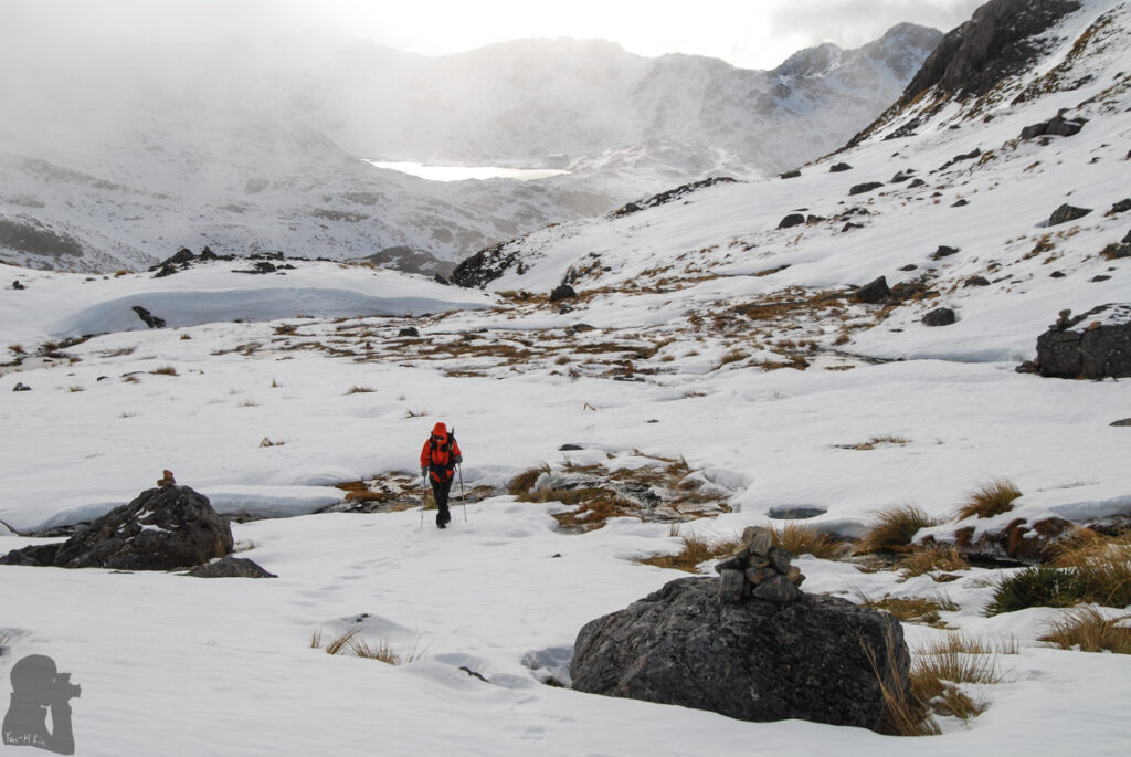Following the cairned route toward Sunset Saddle; No other footprints were around.
