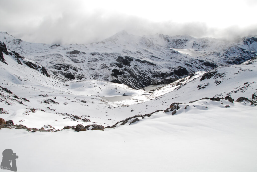 Overlooking Hinapouri Tarn and Lake Angelus