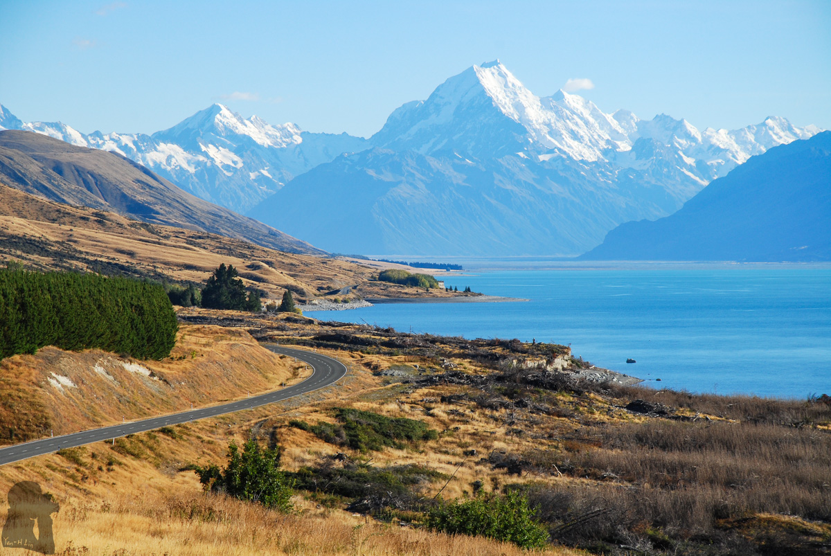 Lake Pūkaki and Mt. Cook