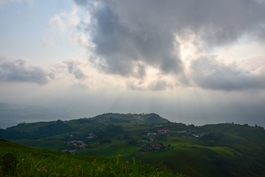Liushishishan (六十石山), the Splendid Mountain of Daylily Liushishishan