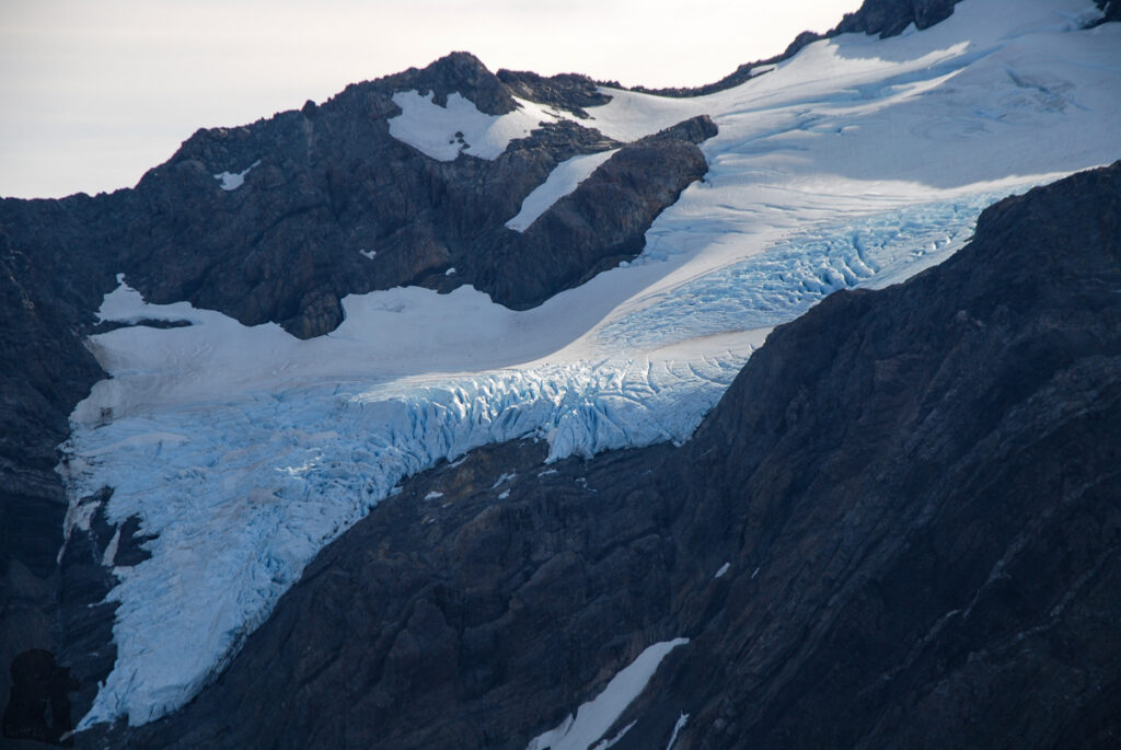 Mt. Bealey - Avalanche Peak Traverse; the Exciting but not Extreme Off-Trail Hiking in Arthur's Pass National Park Crow Glacier