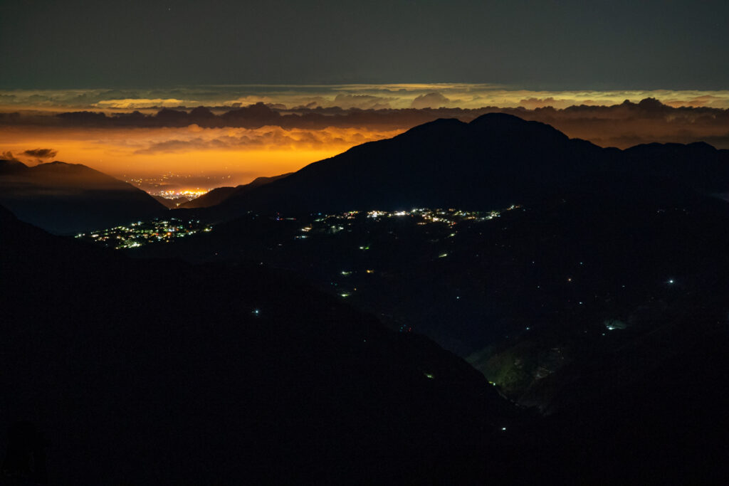 Qilaishan Main & North Peak (奇萊主北), My First Multiday Hike on the High Mountains of Magnificence and Misfortune city light in central Taiwan illuminated the cloud.