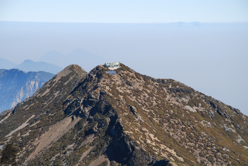 Yushan South Ridge (玉山南稜), the Hidden Route to Yushan with Spectacular View Yushan Weather Station at Yushan North Peak