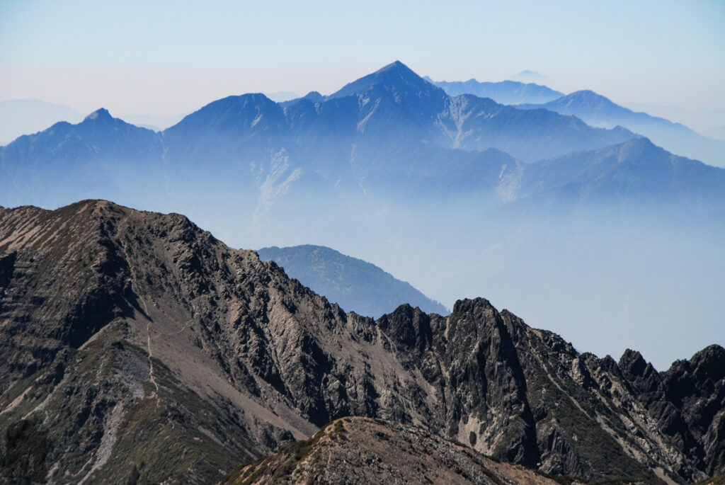 Yushan South Ridge (玉山南稜), the Hidden Route to Yushan with Spectacular View Guanshan and South Section 1