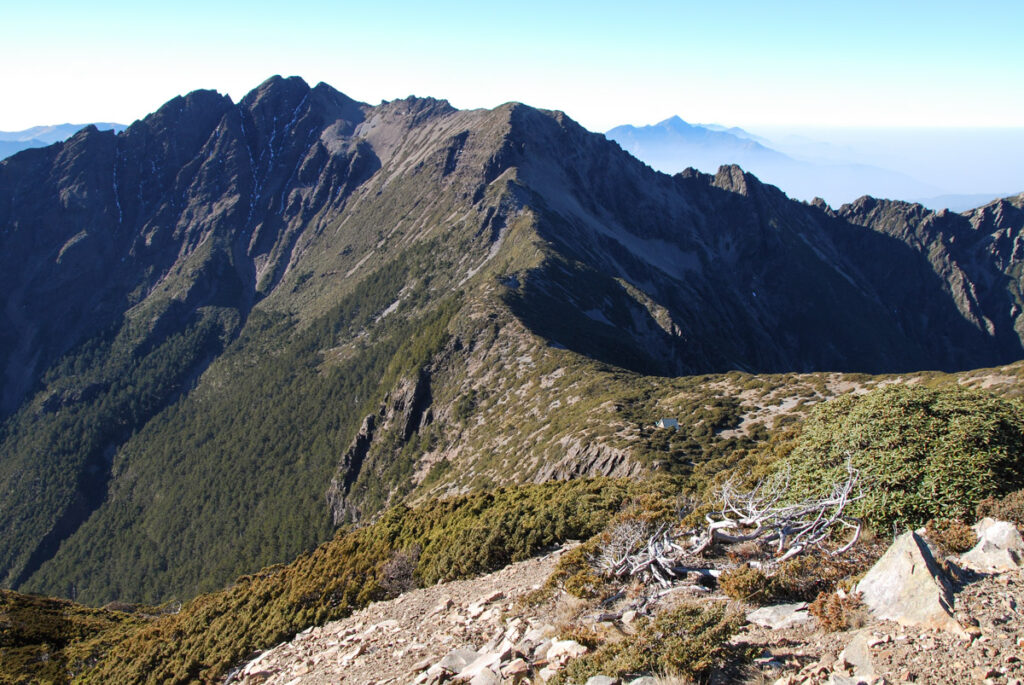 Yushan South Ridge (玉山南稜), the Hidden Route to Yushan with Spectacular View Yushan South Peak and Yuanfong Cabin