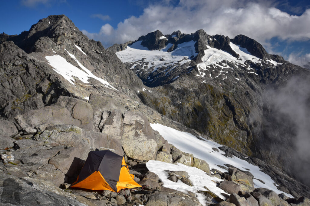 A camp near Barrier Knob; overlooking the dreamy Gertrude Valley and Lake Adelaide I was merely a short distance away from Barrier Peak.