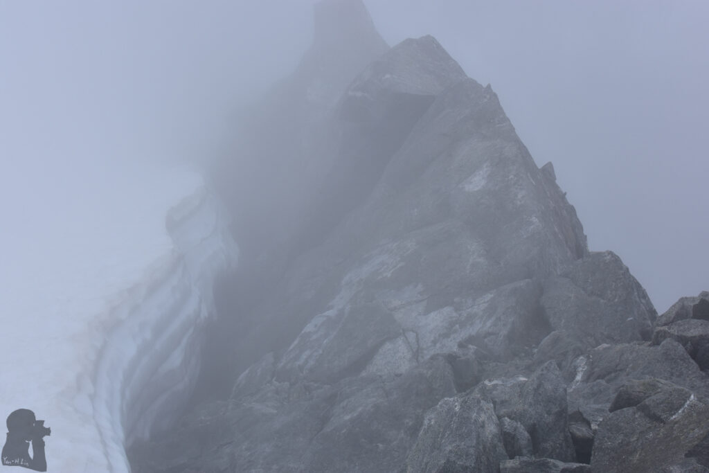 A camp near Barrier Knob; overlooking the dreamy Gertrude Valley and Lake Adelaide Reaching the ridge in fog