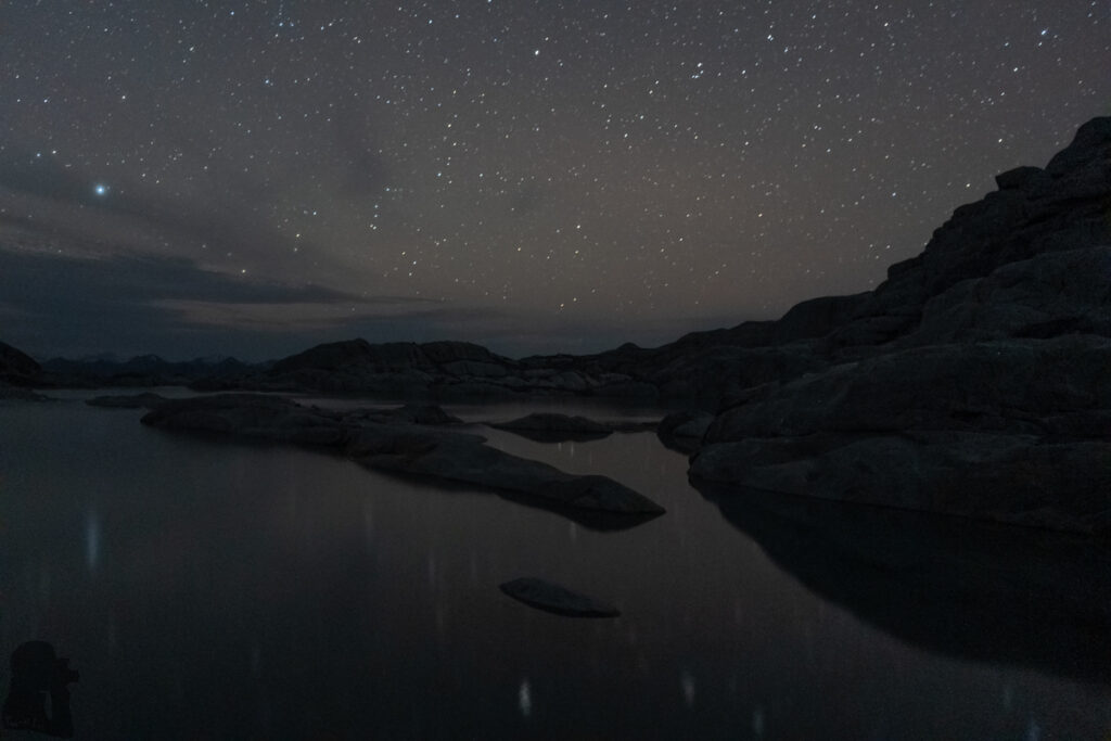 Brewster Glacier and its Terminal Lakes, the Dreamy Playground for Photography Brewster Glacier lakes