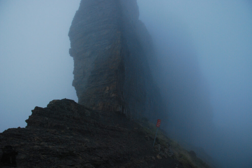 Dabajianshan (大霸尖山), the Iconic High Mountain with the Imposing Summit Dabajianshan