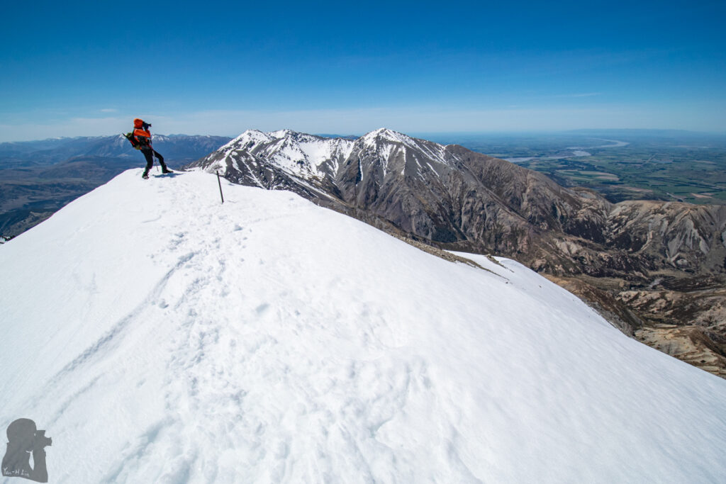 Foggy Peak & Castle Hill Peak, Climb Much Higher above Porters Pass on an Unmarked Route At the summit of Castle Hill Peak