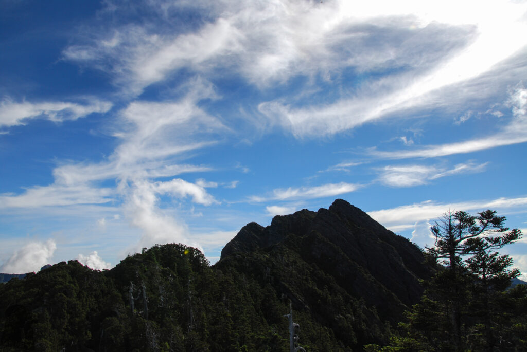 The Holy Ridge, Shengleng "O" Trail (O聖), the Most Famous Ridgeline in Taiwan Holy Ridge