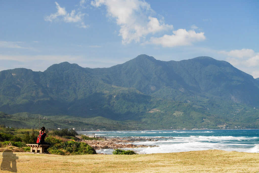Jialulan (加路蘭), View the Magnificent Coastal Mountain Range in Taitung Dulanshan 都蘭山