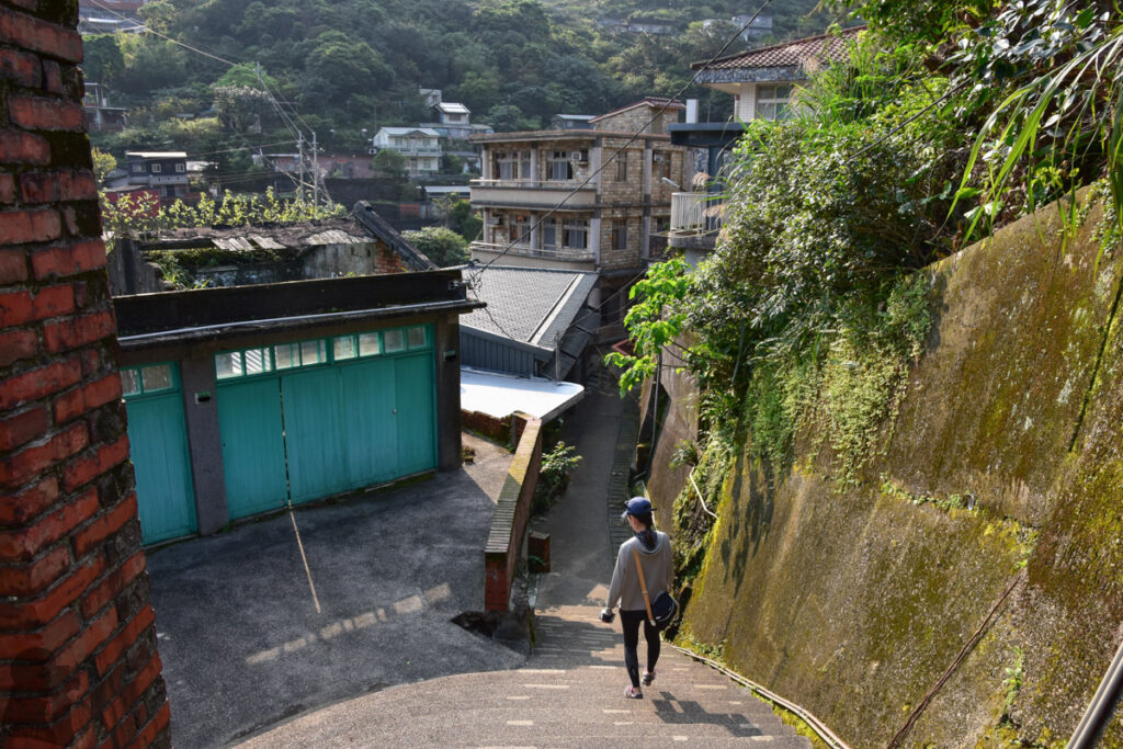Jiufen (九份) and Jinguashi (金瓜石) the Former Mining Towns of Distinct Vibes. Walking along Qitang Old Street (祈堂老街)