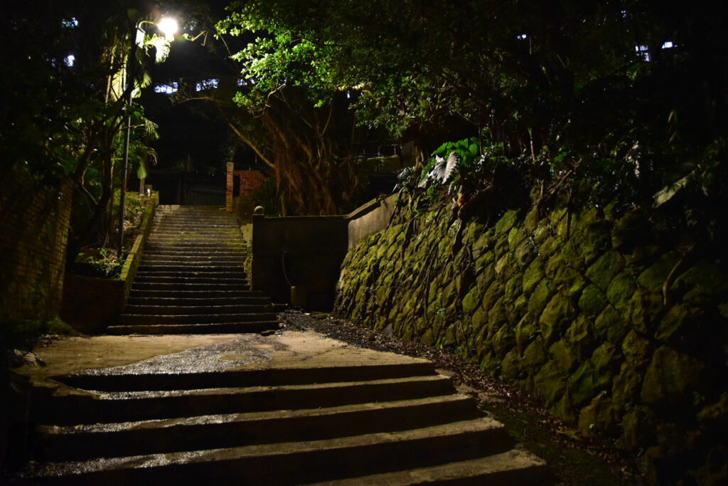 Jiufen (九份) and Jinguashi (金瓜石) the Former Mining Towns of Distinct Vibes. Jinguashi