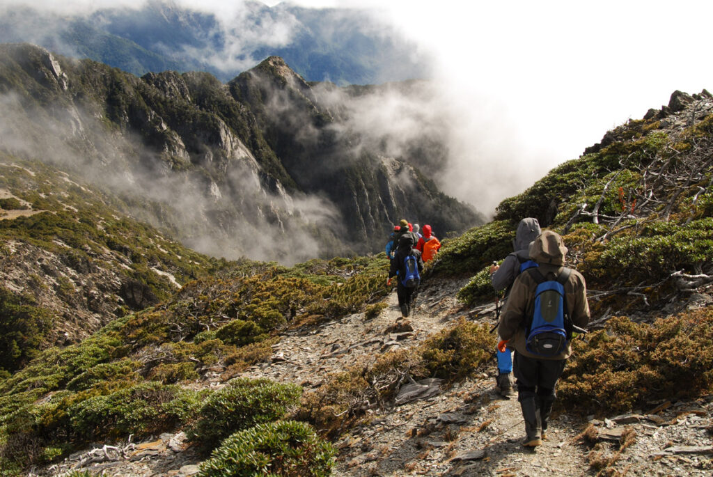 Mabolasih Trail (馬博拉斯橫斷), the Challenging Hike Crossing the Precipitous Central Mountain Range near Siouguluanshan