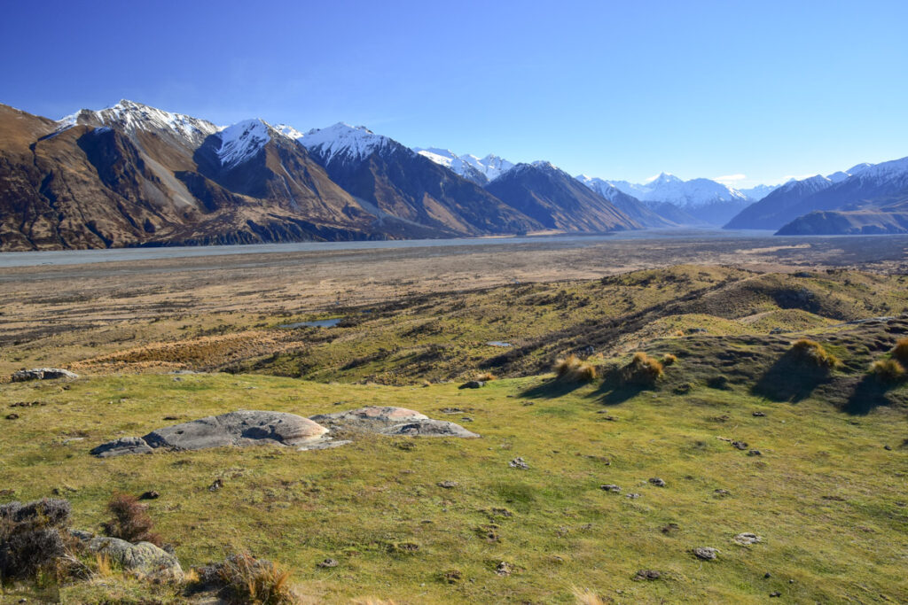 Mt. Sunday, Canterbury, Viewing the Panorama of Ranges and Plain in the Capital of "Rohan" The plain where Rangitata River flows through