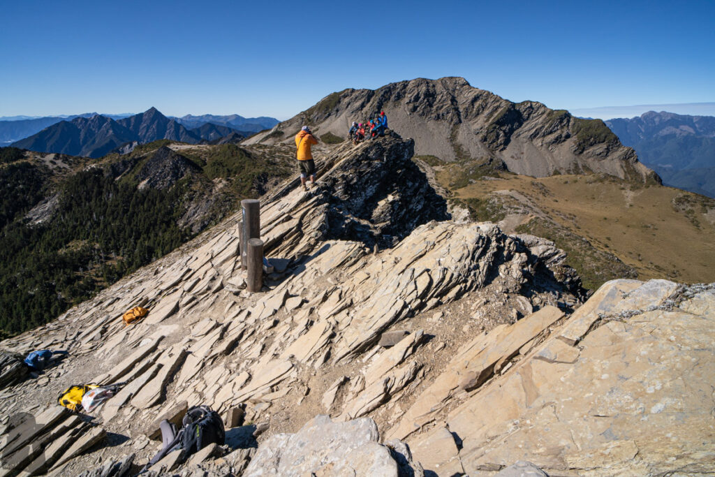 The guide and his clients at Nanhu East Peak