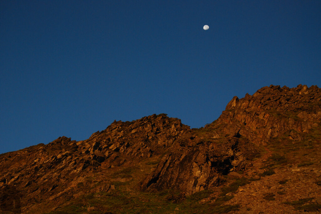 North Section 1 (北一段), Climb the Glacier-Visited Nanhudashan (南湖大山) and the Formidable Zhongyangjianshan (中央尖山)