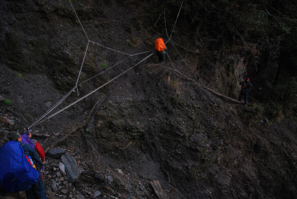 North Section 2 (北二段), the Trail on the Formidable Ridge with Ominous Names A slip on 730 Forest Road