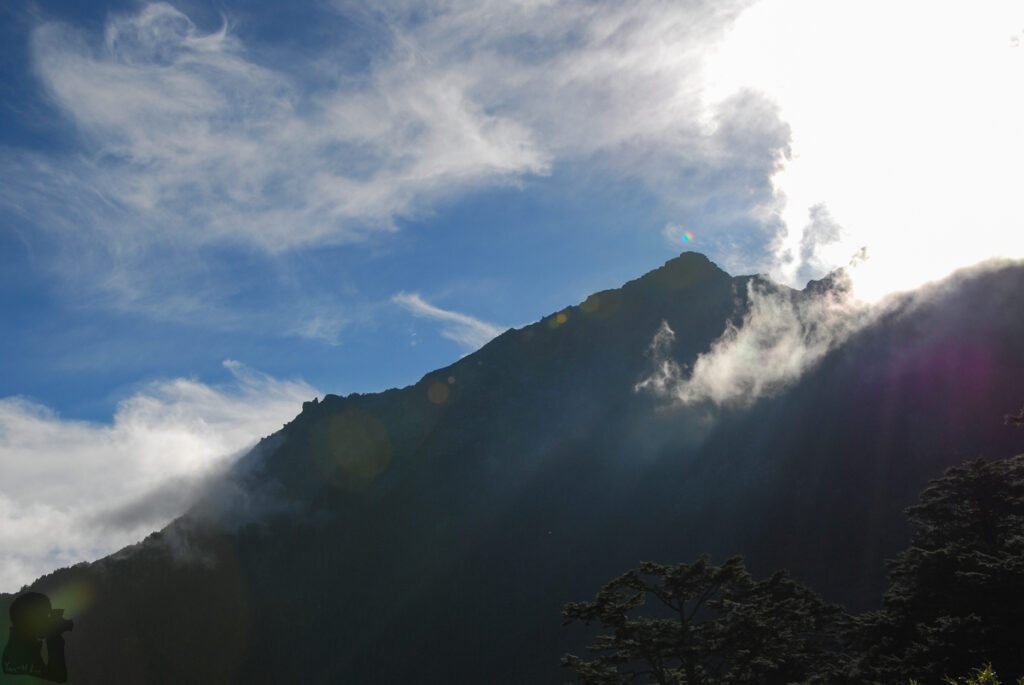Qilai Range (奇萊連峰), the Trail Traverses the Imposing and Soothing Peaks of Qilaishan Qilai North Peak