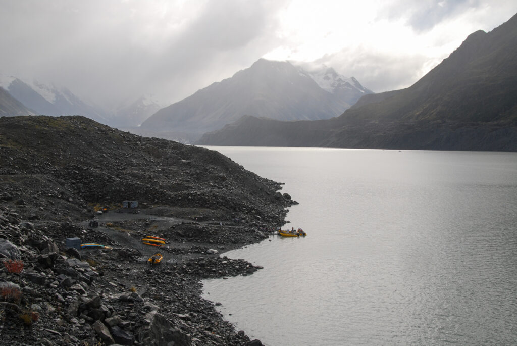 A Stroll in Tasman Valley; Witness the Astonishing Retreat of Tasman Glacier Tasman Lake