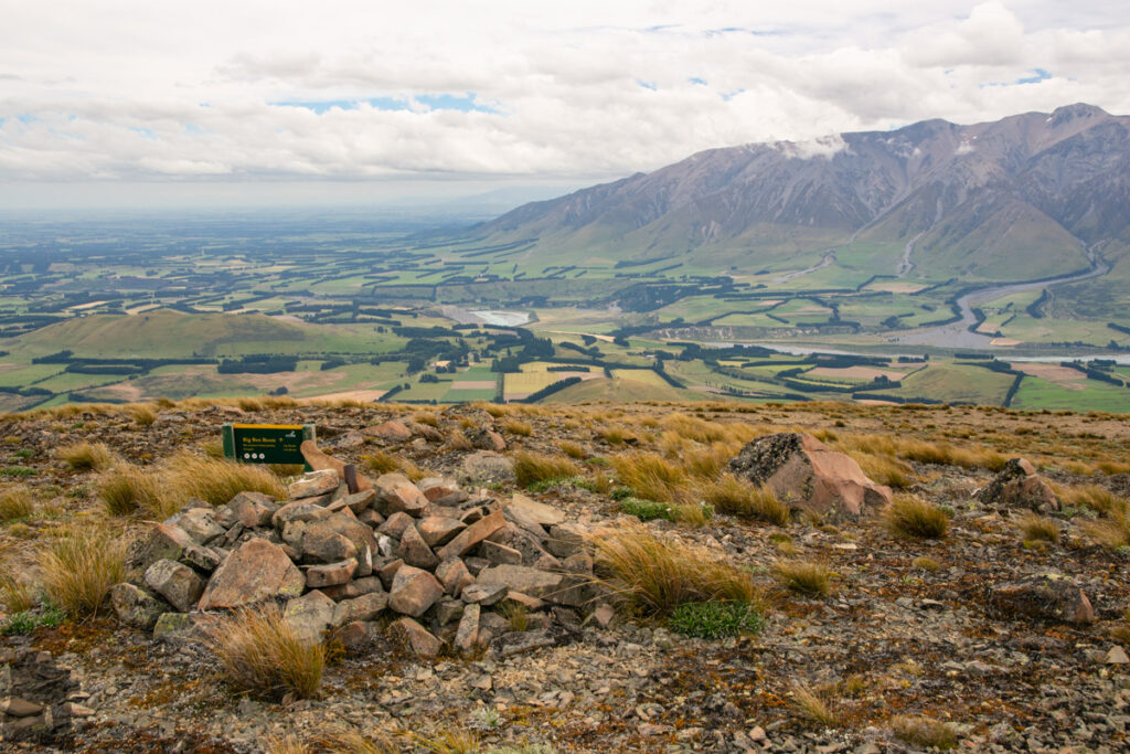 Big Ben, Big Ben Range, Overlook the Spectacular Rolling Hills of Canterbury At the top of Big Ben