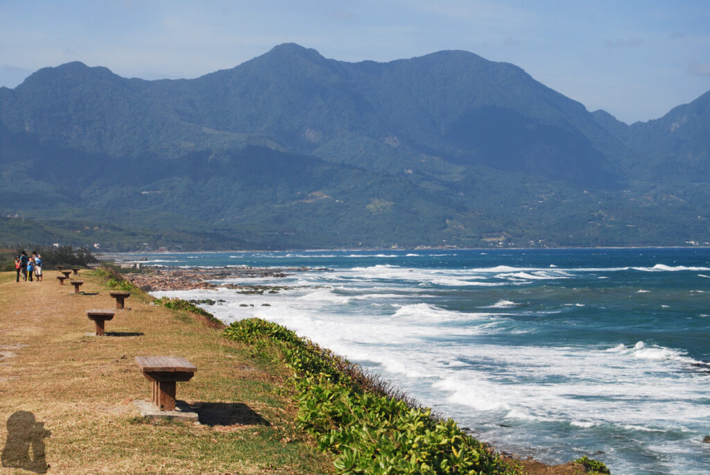 Dulanshan (都蘭山), Taitung, a Majestic Mountain in Southern Coastal Mountain Range Dulanshan and Dulan Bay