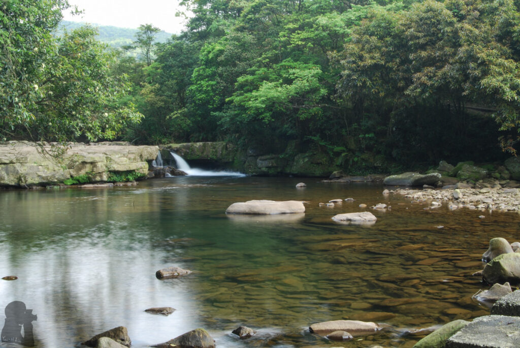 Lingering by the Shinning Green Water of Hubaotan (虎豹潭), Shuangxi Hubaotan (Hubao Pond 虎豹潭)