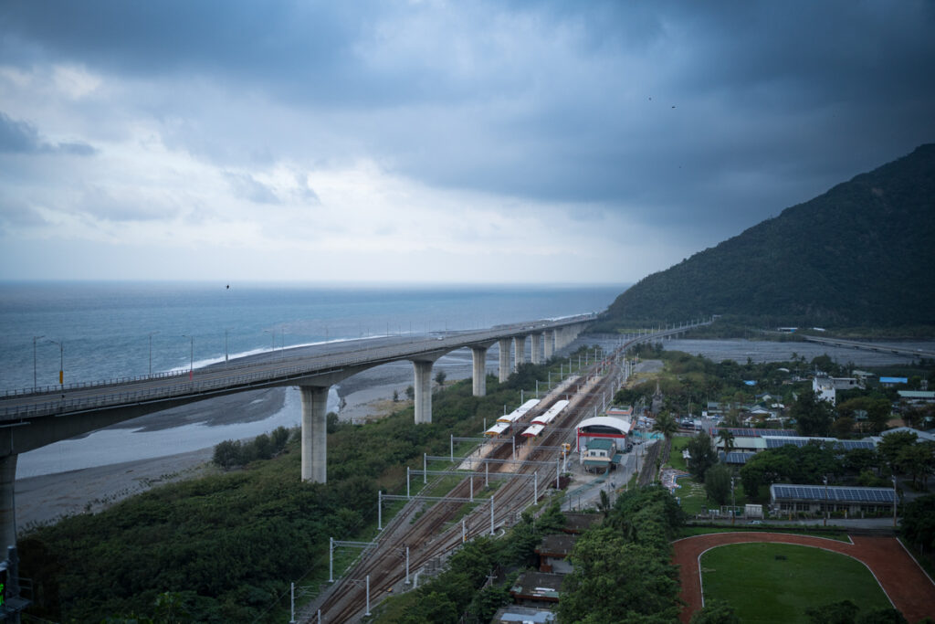 Jinlun (金崙), Taitung, a Beautiful Town flanked by the Mountains and Sea The view from Jinlun Lookout at the northern hill of the town