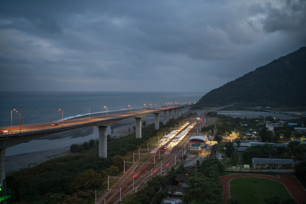 Jinlun (金崙), Taitung, a Beautiful Town flanked by the Mountains and Sea The view from Jinlun Lookout at the northern hill of the town