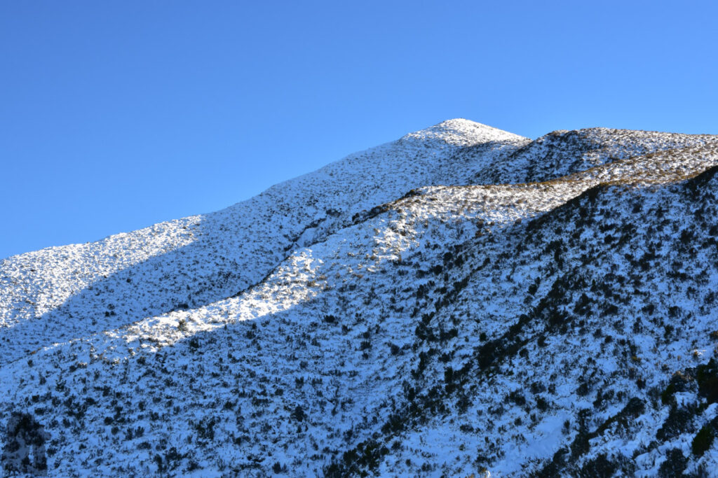 Little Mt Peel in snow