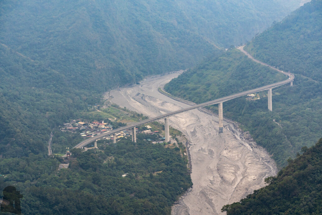 Shenshan (神山) and Wutai (霧台), the Communities in the Mountainous Southern Taiwan Guchuan Bridge (谷川大橋) and Guchuan Community