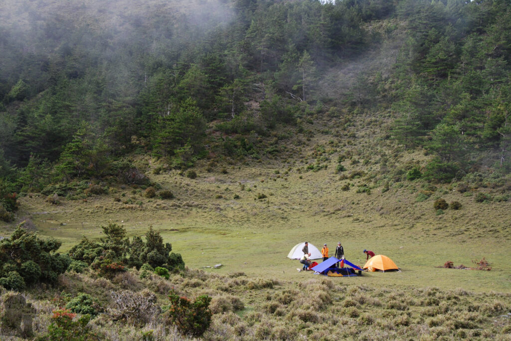 Sinkang Trail (新康橫斷), the Alpine Hike that Traverses Historic Events Busin Campground